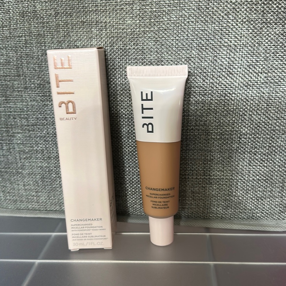 Bite beauty changemaker supercharged micellar foundation in T130